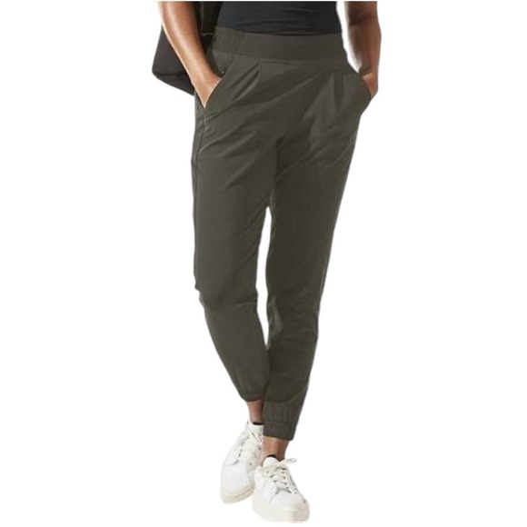 Athleta Olive Green Textured Brooklyn Jogger Casual Travel Pants Size 6 - Picture 1 of 10